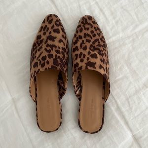 Banana Republic Factory Low Heel Mule size 8